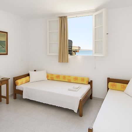 Beachfront Bocamviglies Rooms - Naoussa Bespoke View Exteriör bild