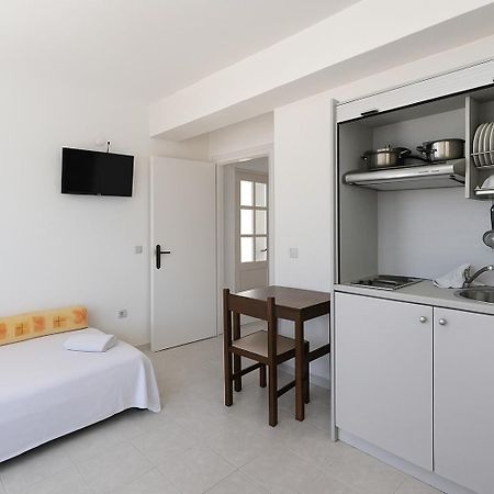 Beachfront Bocamviglies Rooms - Naoussa Bespoke View Exteriör bild