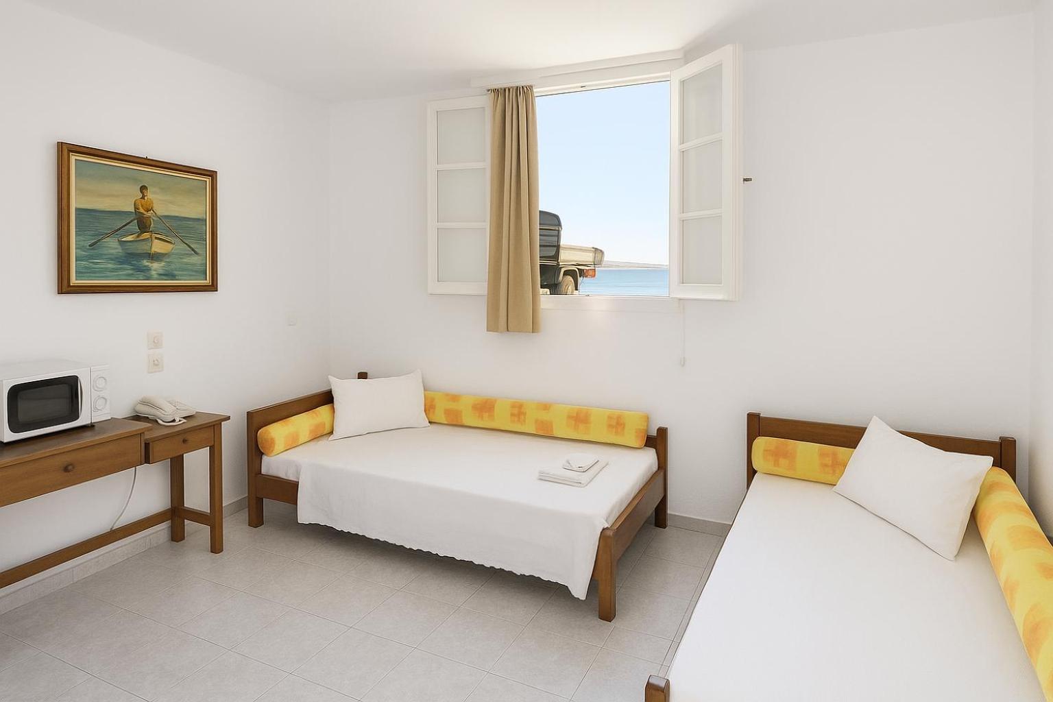 Beachfront Bocamviglies Rooms - Naoussa Bespoke View Exteriör bild